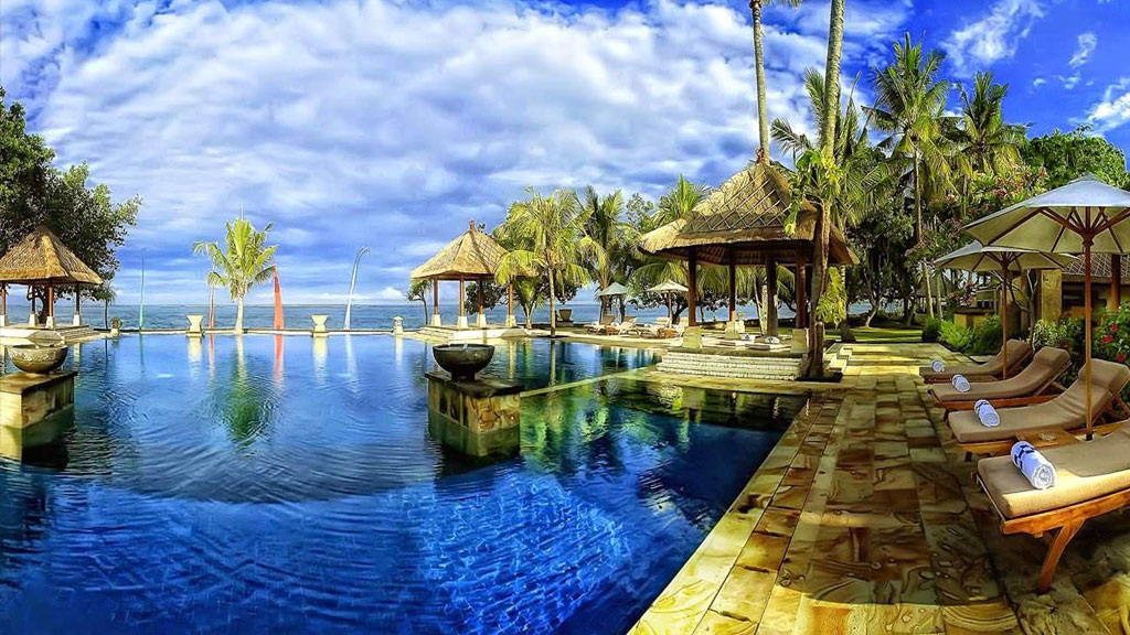 Hồ bơi ở NovaWorld Phan Thiết